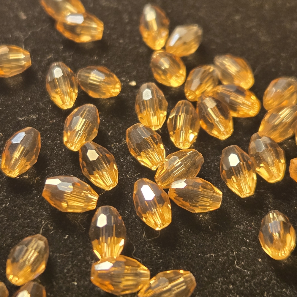 Elegant Gold Austrian Beads - Picture 3 of 3